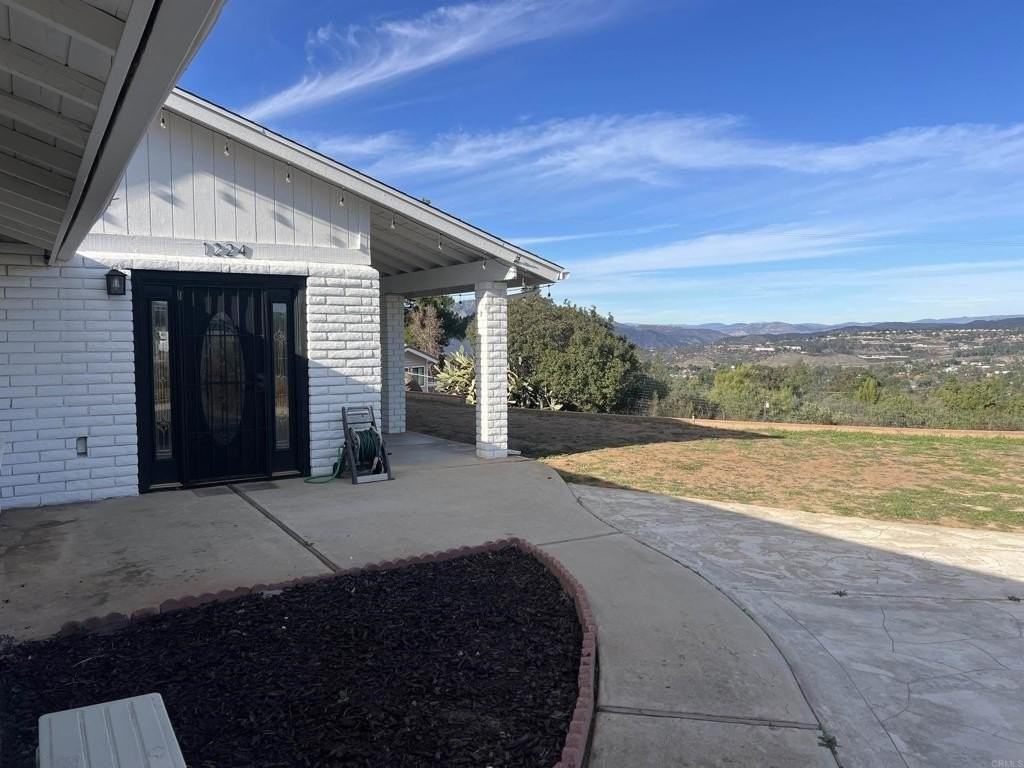 1224 Alpine Heights Rd - Photo 4 of 33