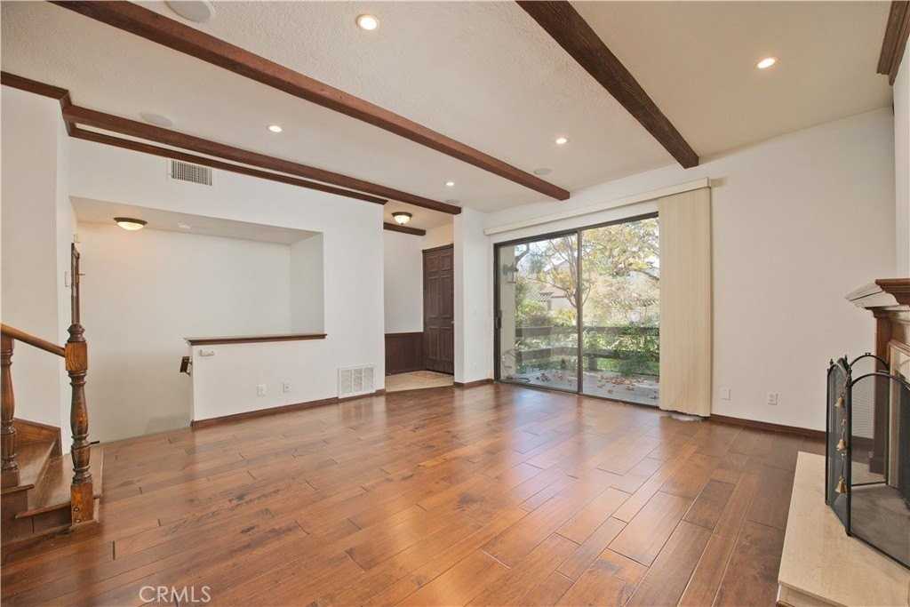 5711 Owensmouth Ave #127 - Photo 5 of 30