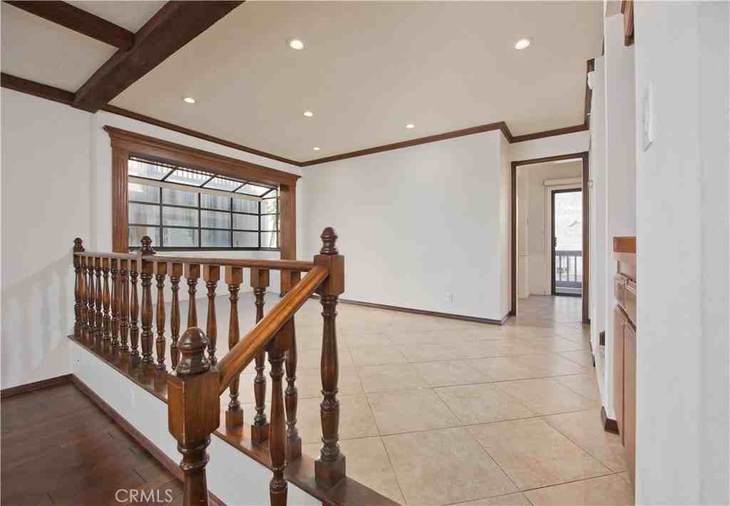 5711 Owensmouth Ave #127 - Photo 7 of 30