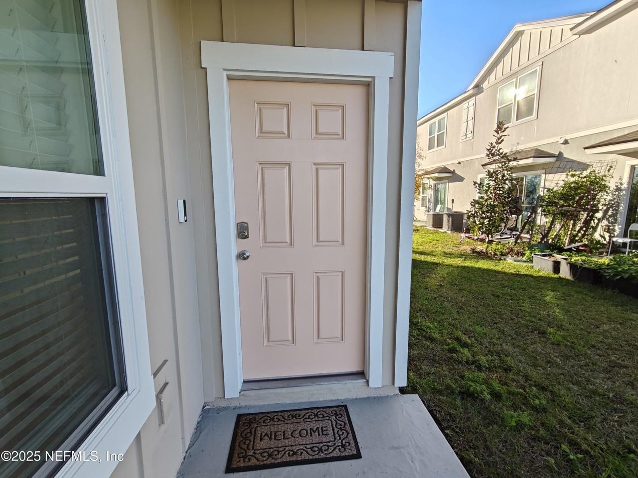 114 Summer Moon Dr - Photo 5 of 46