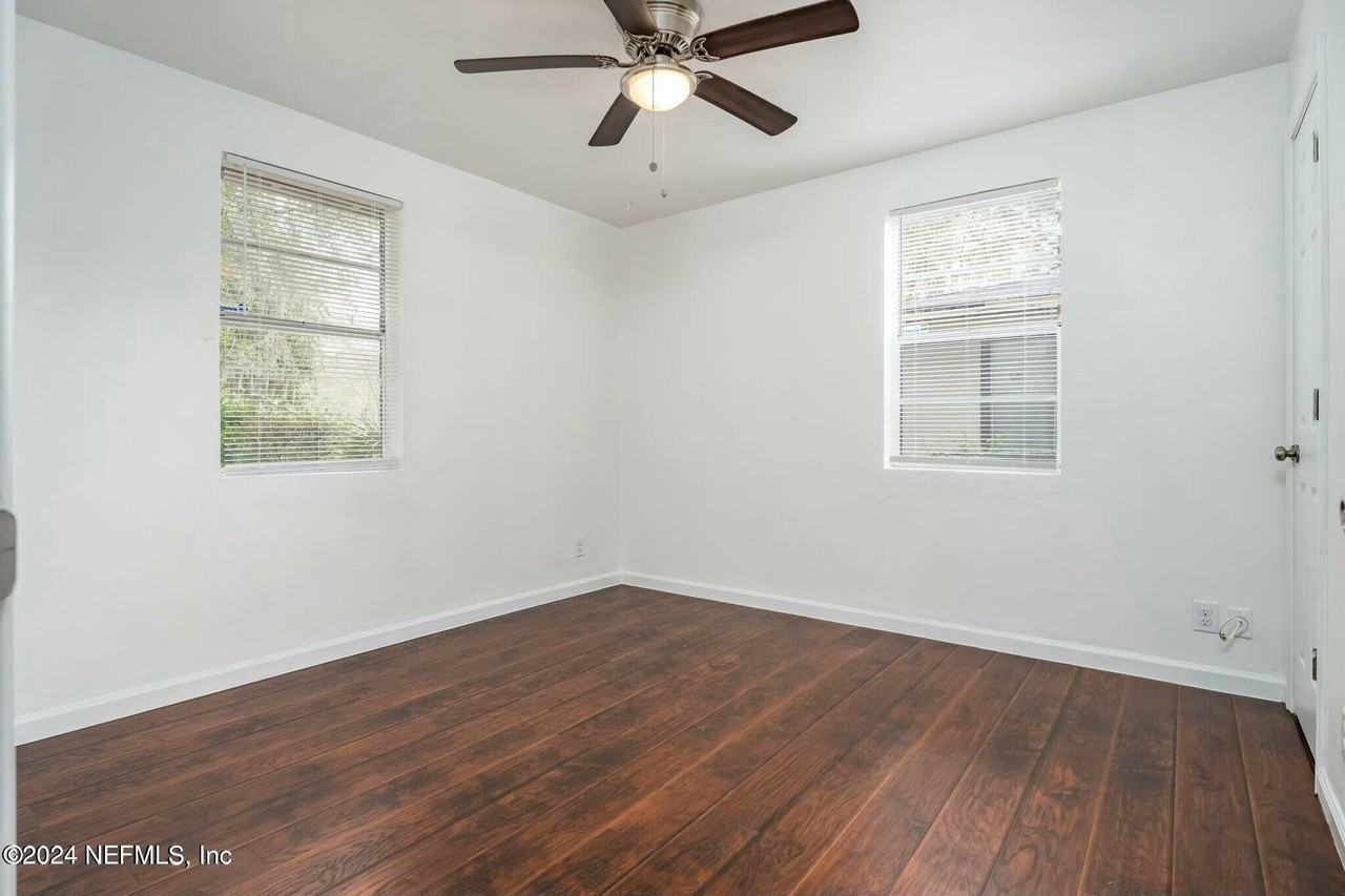 2221 Commonwealth Ave - Photo 7 of 11