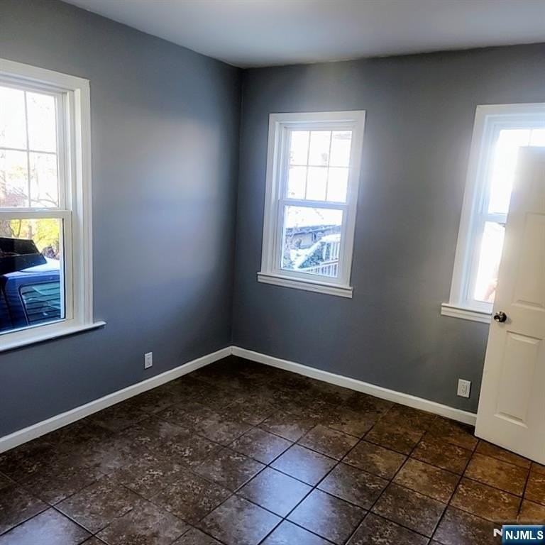 62 Shadyside Ave - Photo 4 of 17