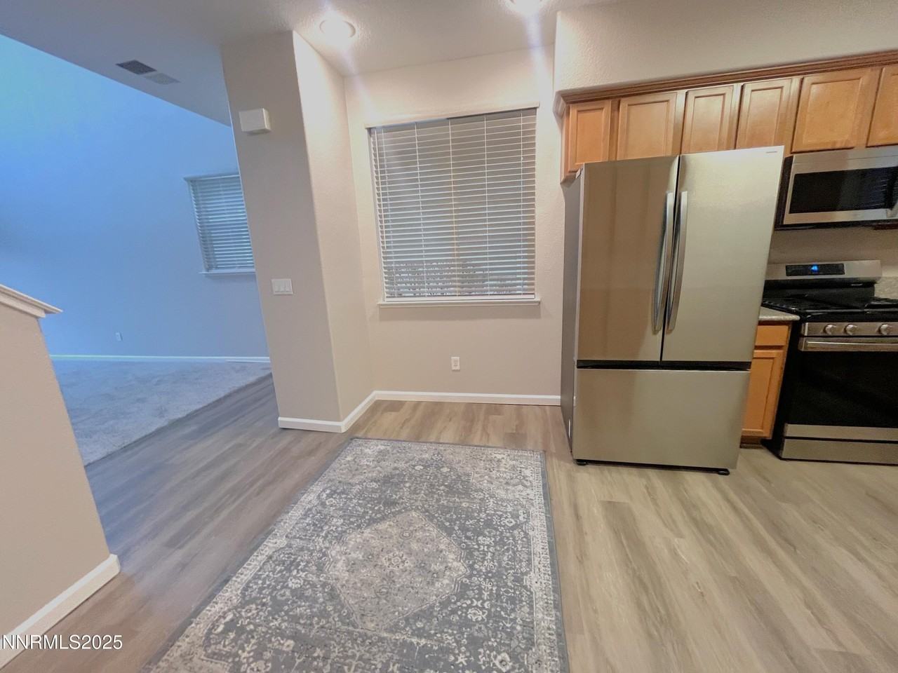 4555 Keyhaven Dr - Photo 4 of 13