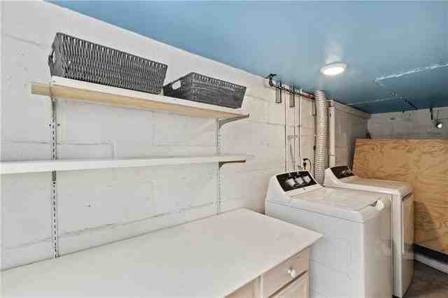 1432 Melpomene St - Photo 2 of 11