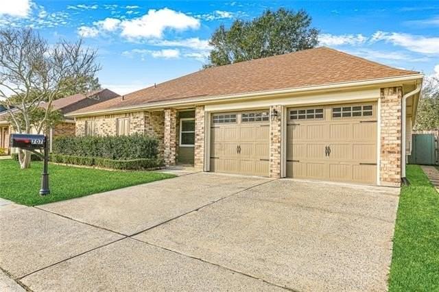 707 Aurora Oaks Dr - Photo 2 of 42