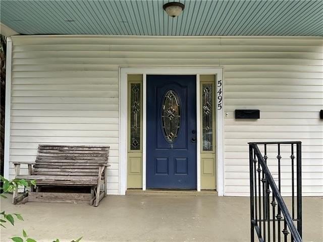 5495 Canal Blvd - Photo 3 of 31