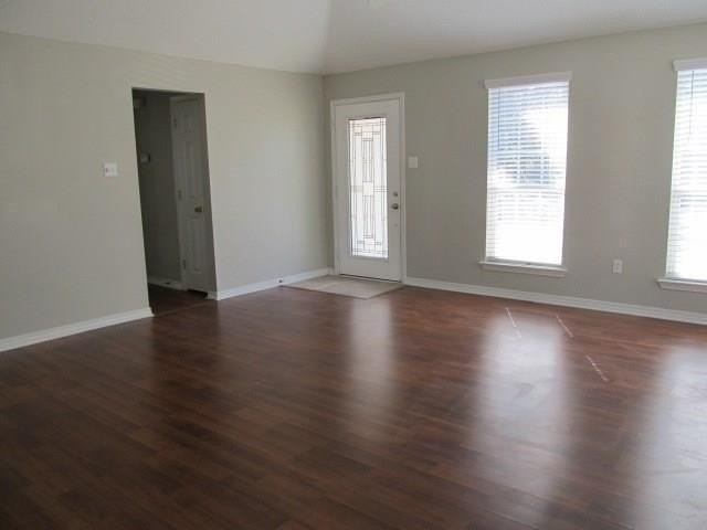 831 Chevreuil St - Photo 3 of 9