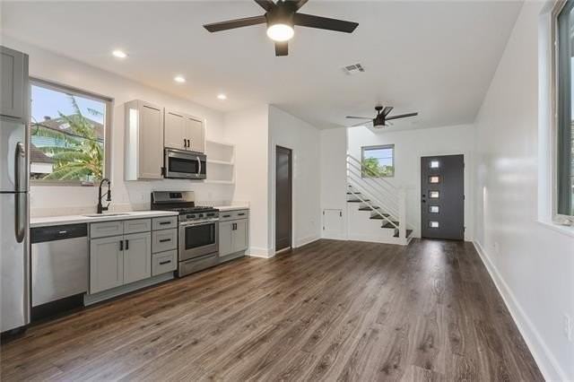 4622 Baudin St #A - Photo 5 of 28