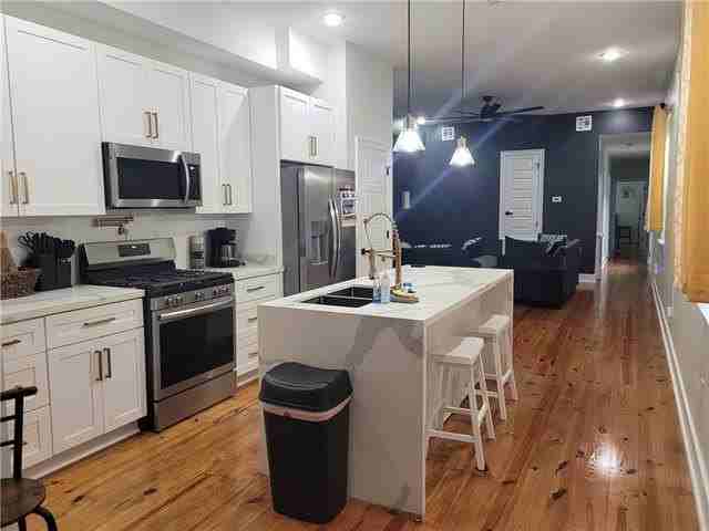 2819 Dryades St - Photo 2 of 12