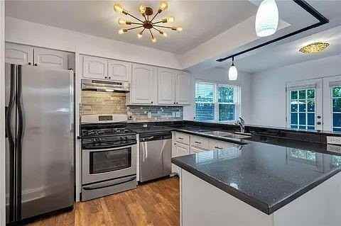 6940 Orleans Ave - Photo 3 of 9