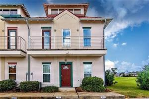 featured image of 3031 Barrow St #14