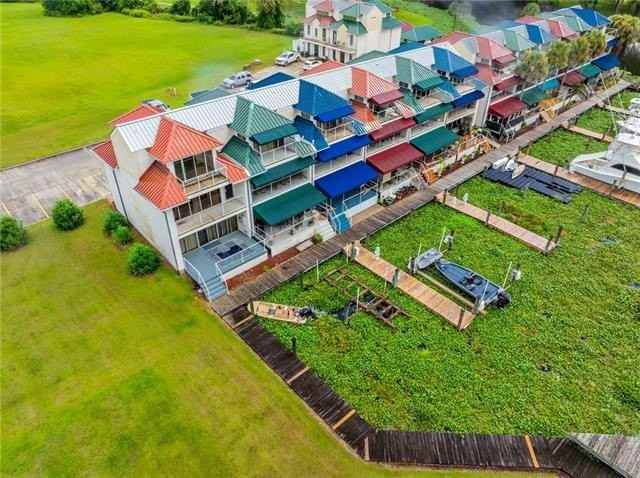 3031 Barrow St #14 - Photo 2 of 16