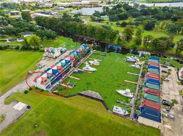 3031 Barrow St #14 - Photo 3 of 16