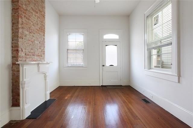 3512 Dauphine St - Photo 2 of 10