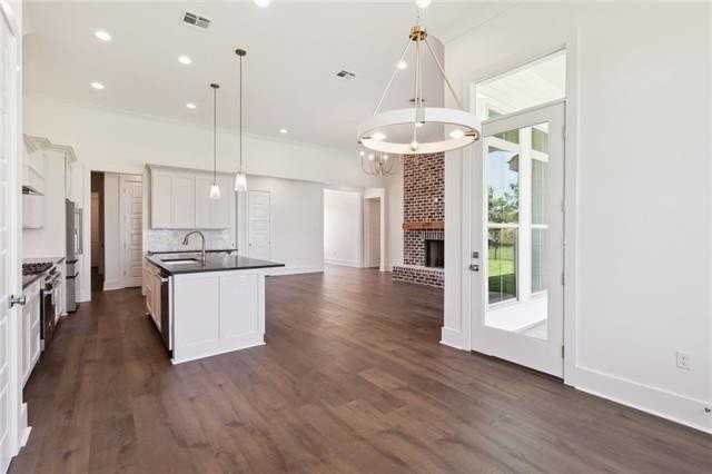 7158 Bedicove Dr - Photo 6 of 18