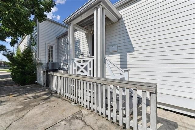 441 S Bernadotte St - Photo 4 of 25