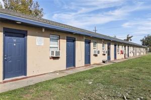 featured image of 617 Cook St #N