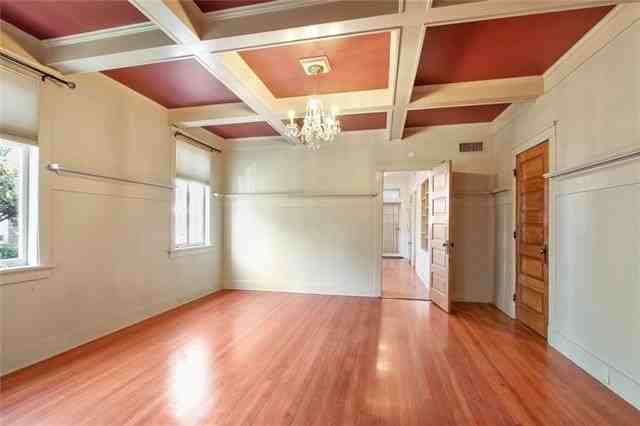 1635 Valence St - Photo 6 of 23