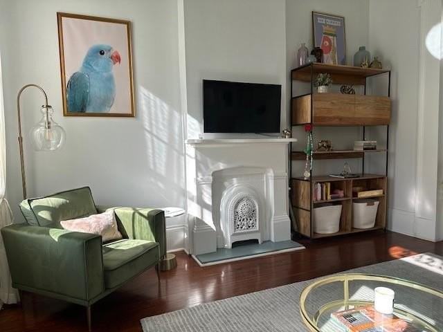 2425 Royal St - Photo 3 of 25