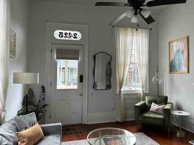 2425 Royal St - Photo 6 of 25