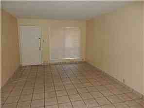 3320 N Arnoult Rd - Photo 6 of 8