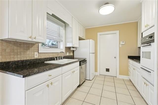 729 Hermes Pl - Photo 5 of 12