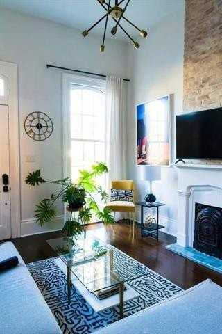 1328 Elysian Fields Ave - Photo 3 of 18