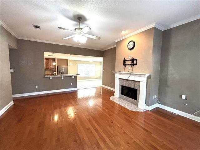 712 Marc Ct - Photo 2 of 16