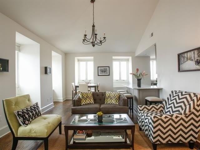 937 Saint Louis St #3 - Photo 2 of 17