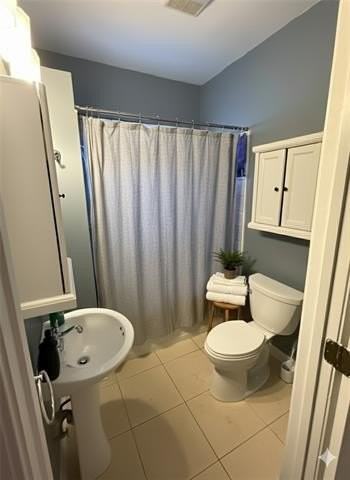 1935 S Lopez St - Photo 6 of 8