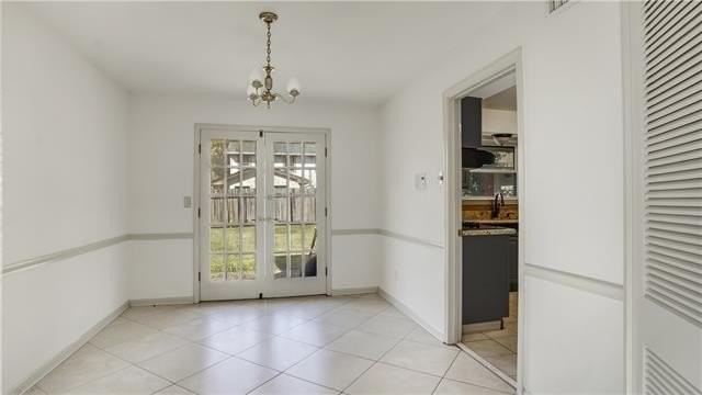 2555 Prancer St - Photo 4 of 25