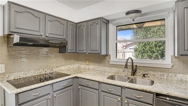 2555 Prancer St - Photo 7 of 25