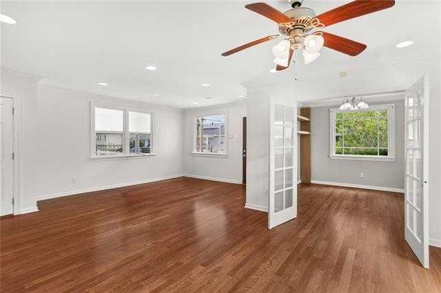 5652 General Haig St - Photo 5 of 17