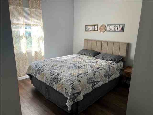 2943 Memorial Park Dr - Photo 7 of 9