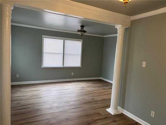 2045 Mandolin St - Photo 4 of 17