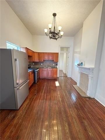 325 S Rendon St - Photo 3 of 15