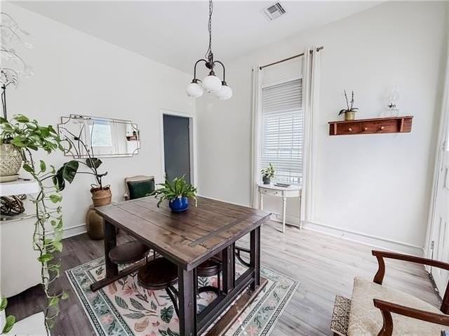 2115 Chippewa St - Photo 5 of 15