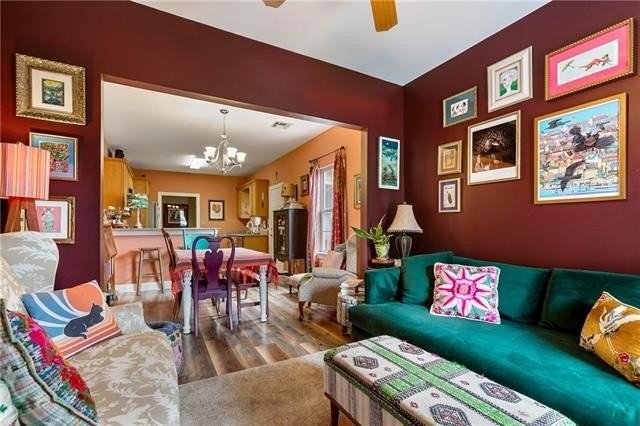 4433 Allen St - Photo 3 of 11