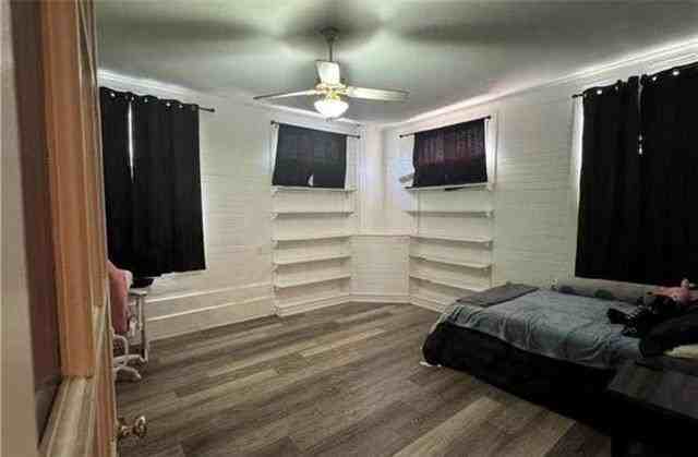 401 Elmira Ave - Photo 3 of 5