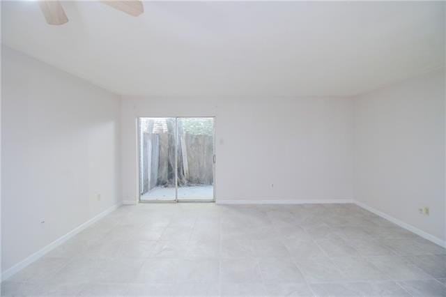 2916 Iowa Ave #B - Photo 4 of 12