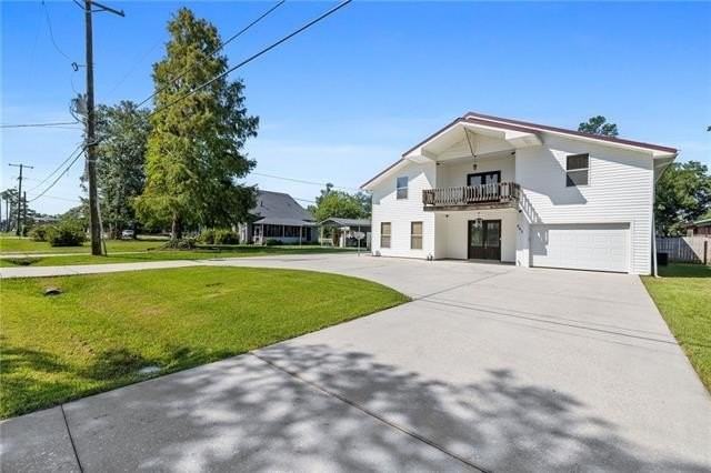 341 N 8th St - Photo 2 of 44