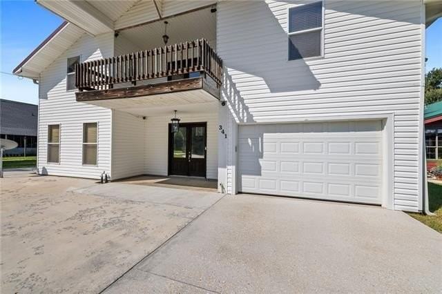 341 N 8th St - Photo 4 of 44