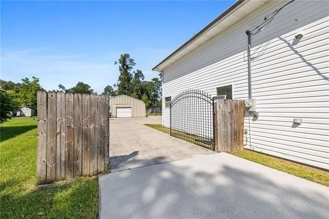 341 N 8th St - Photo 5 of 44