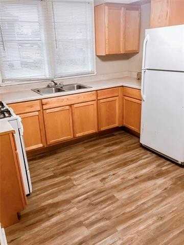 814 Fried St - Photo 3 of 21