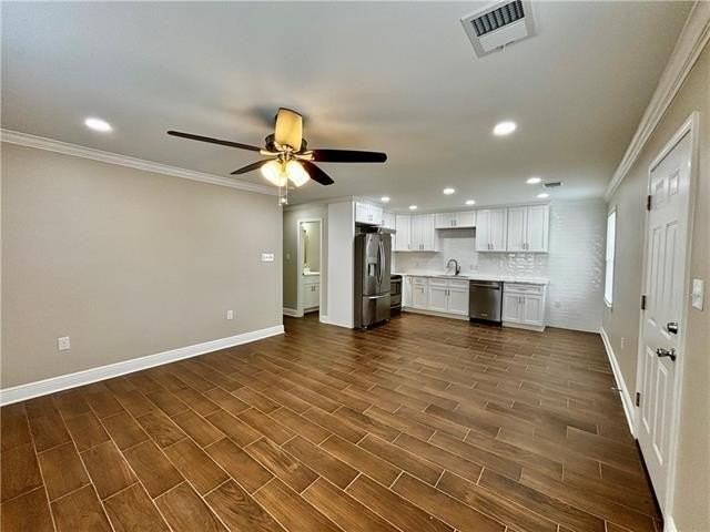 535 Victory Dr - Photo 4 of 15