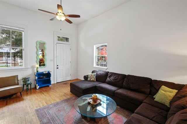 204 S Cortez St - Photo 5 of 24