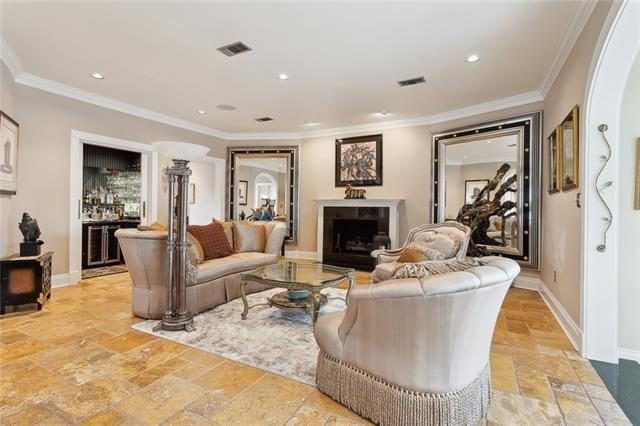 53 Hermitage Dr - Photo 5 of 21