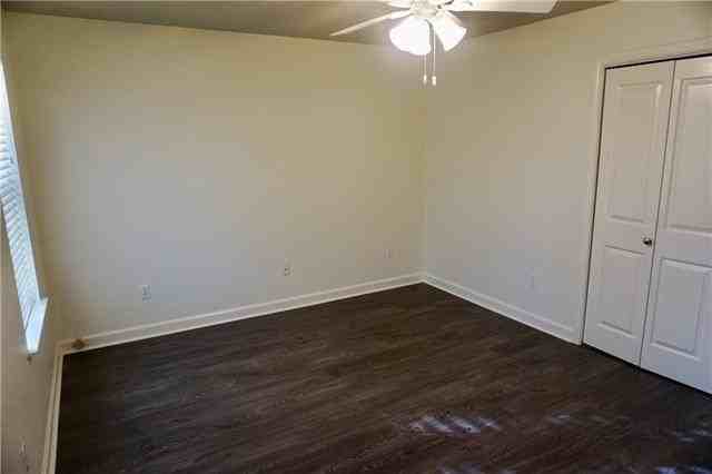 322 W 22nd Ave - Photo 7 of 13