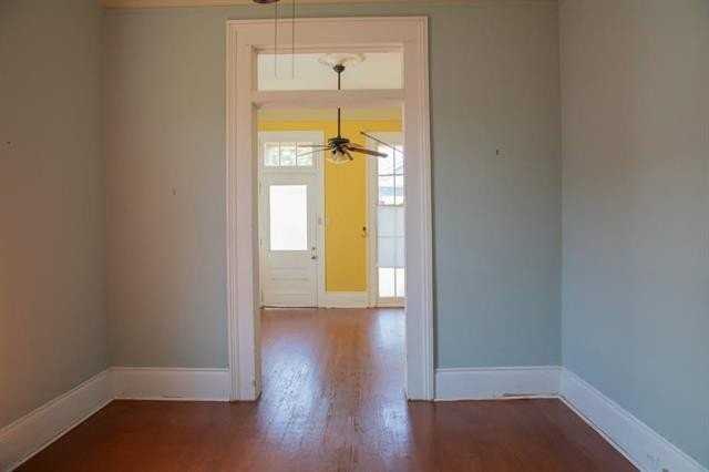 1117 Congress St - Photo 4 of 14