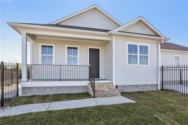 2401 Monticello Ave - Photo 3 of 14